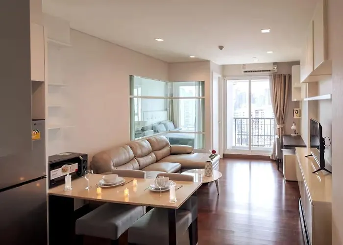 Thong Lor Luxury With Swimming Pool, Fast Wifi *